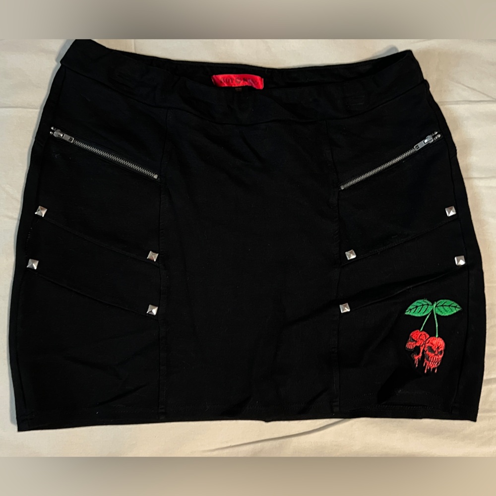 Revamped Hot Kiss Black Skirt - size XL